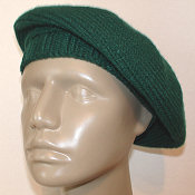 knit beret, hunter green acrylic
